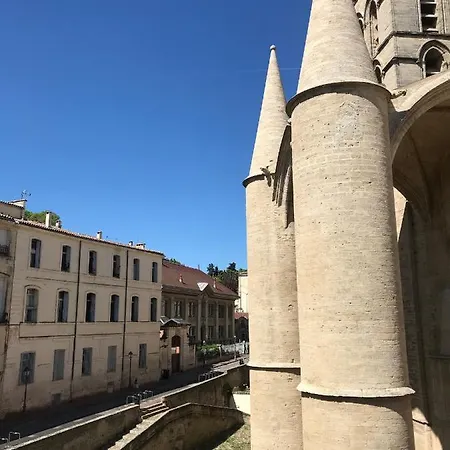 Duplex With Cathedral View Daire *