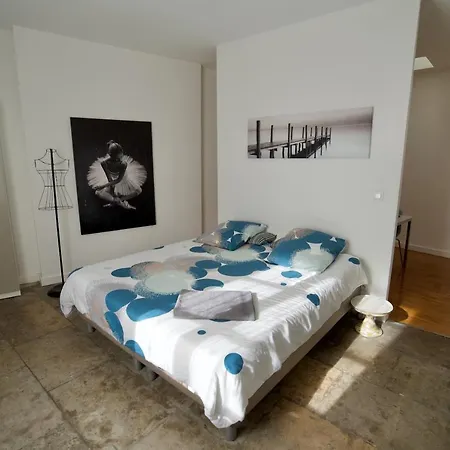 Duplex With Cathedral View Appartement Montpellier